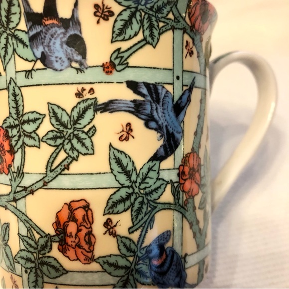 William Morris mug Leonardo birds Collection wild roses trellis fine Chi… - Picture 1 of 8